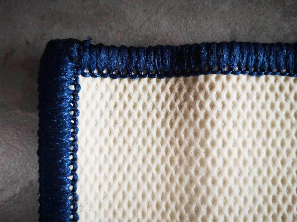 Blue Medallion Pattern 8 x 10 ft Area Rug U83388